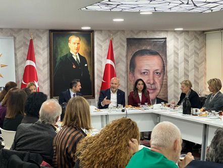 Önceki Dönem İçişleri Bakanımız, İstanbul Milletvekilimiz Sn. Süleyman Soylu’nun katılımıyla, 23 mahalle muhtarımızla birlikte Beşiktaş’ımız için istişarelerde bulundu