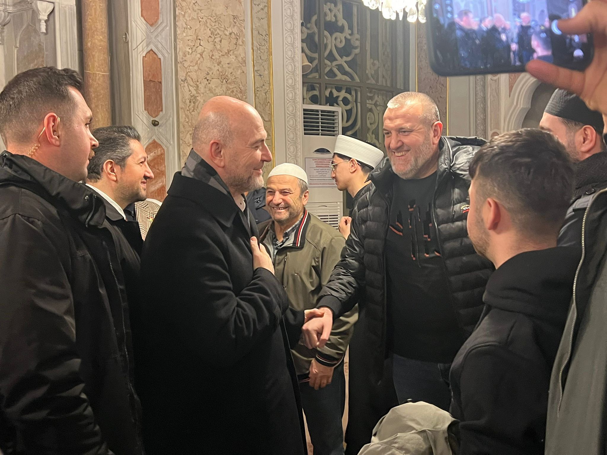 Süleyman Soylu Bakanımızla Ortaköy'de Teravih,Esnaf ve Gençlerle Çay Sohbeti